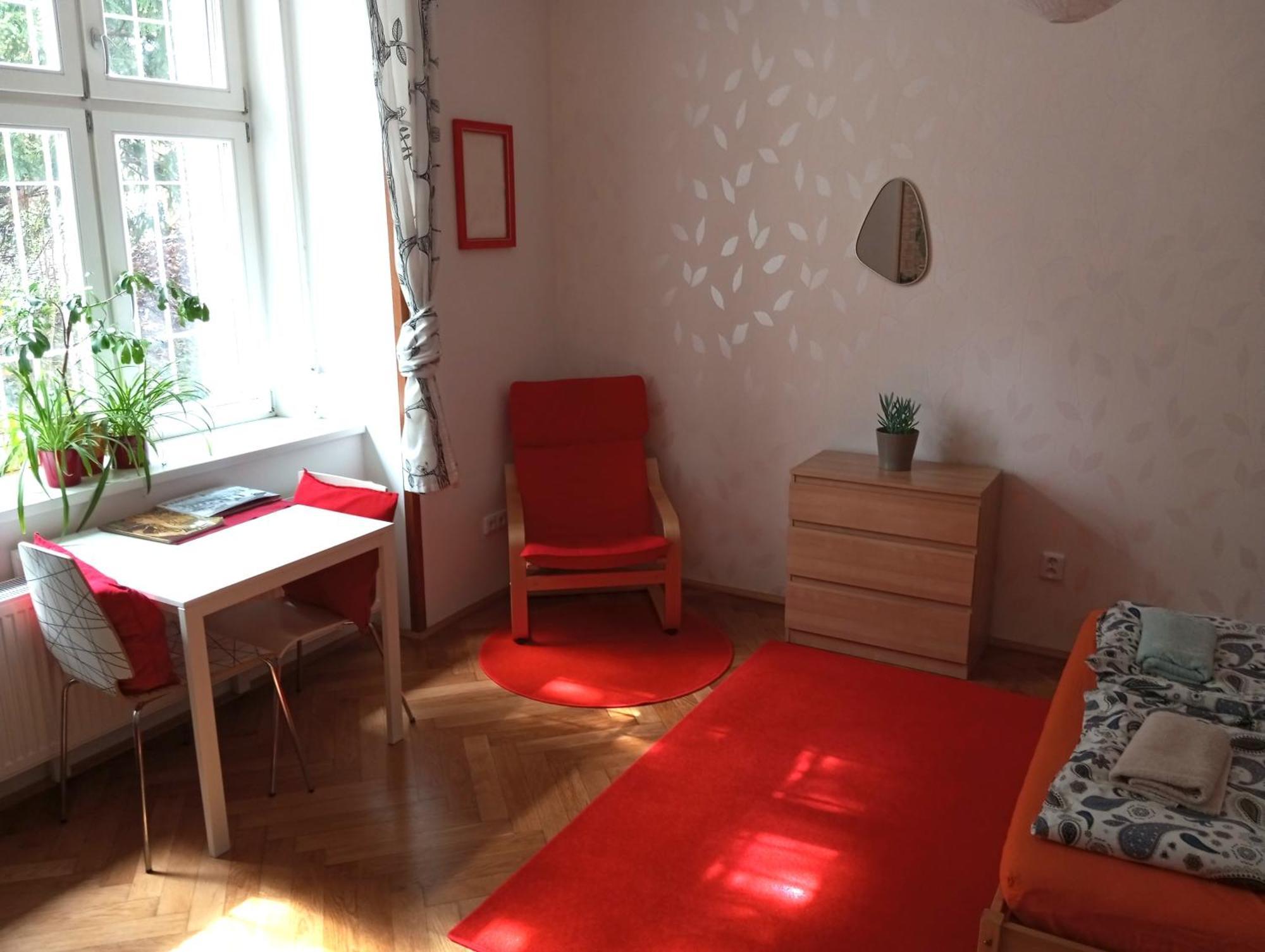Garden Apartment Praha Bagian luar foto